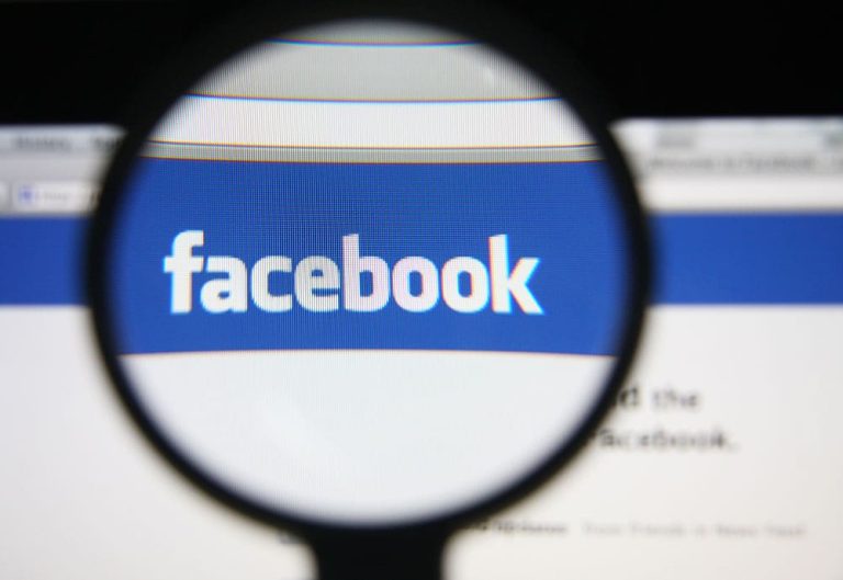How to Hack the Facebook Algorithm to Your Benefit